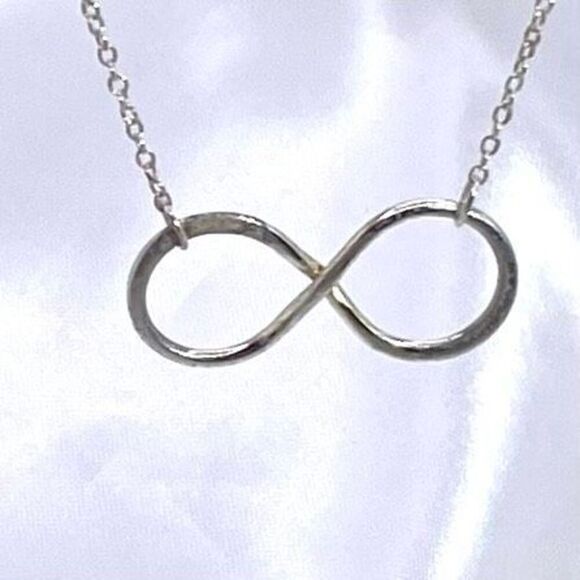 ALF Sterling 925 Silver Infinity Circle & 18” Chain - Picture 6 of 13